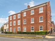 2 bedroom apartment for sale in Hazelwick Drive,...