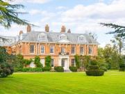 2 Bedroom Apartment For Sale In Hertford, Hertfordshire