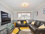 2 Bedroom Apartment For Sale In Hornchurch