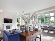 2 bedroom apartment for sale in Huxley Close Godalming...