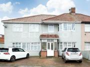 2 Bedroom Apartment For Sale In Kenton, Harrow
