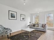 2 Bedroom Apartment For Sale In Lea Bridge Road, London