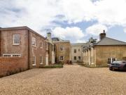 2 Bedroom Apartment For Sale In Lindfield, Haywards Heath