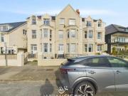 2 Bedroom Apartment For Sale In Llandudno, Conwy