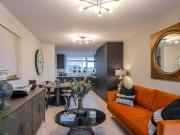 2 Bedroom Apartment For Sale In London