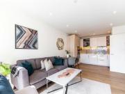 2 Bedroom Apartment For Sale In London