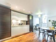 2 Bedroom Apartment For Sale In London