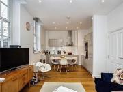 2 Bedroom Apartment For Sale In London