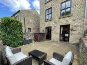 2 Bedroom Apartment For Sale In Meltham