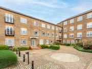 2 bedroom apartment for sale in Milliners Court,...