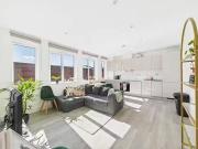 2 Bedroom Apartment For Sale In North Street, Horsham, RH12