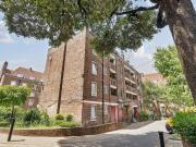 2 bedroom apartment for sale in Peckham Road, London, SE5