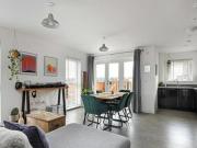 2 Bedroom Apartment For Sale In Roman Drive, Winchester