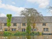 2 bedroom apartment for sale in Rutland Riverside...
