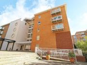 2 bedroom apartment for sale in Sorrento House, Ezel...
