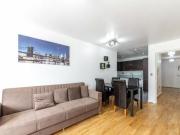 2 Bedroom Apartment For Sale In South Woodford, London