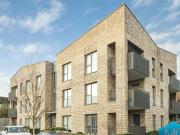 2 Bedroom Apartment For Sale In Southgate, London