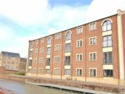 2 Bedroom Apartment For Sale In Stroud, Gloucestershire