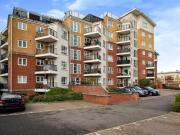 2 bedroom apartment for sale in The Gateway, Watford, WD18