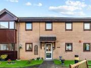 2 bedroom apartment for sale in Uplands Court Rogerstone...