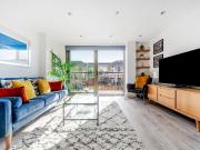 2 bedroom apartment for sale in Victoria Bridge Road,...