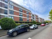 2 Bedroom Apartment For Sale In West Molesey