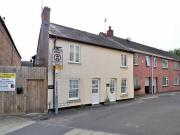 2 Bedroom Apartment For Sale In Wimborne, Dorset