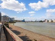 2 Bedroom Apartment Greenwich Greater London 94999318