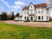 2 Bedroom Apartment Guildford Surrey 88753068