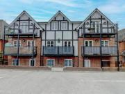 2 Bedroom Apartment High Wycombe Buckinghamshire 98233368