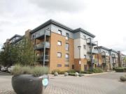 2 Bedroom Apartment Hillingdon Great London 92991467
