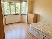 2 Bedroom Apartment House to Rent