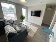 2 Bedroom Apartment House to Rent