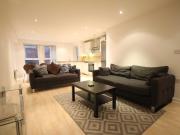 2 Bedroom Apartment House to Rent