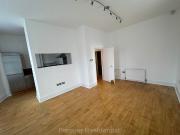 2 Bedroom Apartment House to Rent