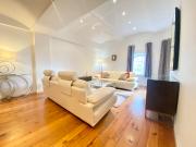 2 Bedroom Apartment House to Rent