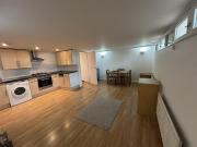 2 Bedroom Apartment House to Rent