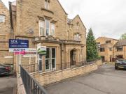 2 Bedroom Apartment Huddersfield Kirklees 93155995