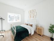 2 Bedroom Apartment Ilford Ilford 85744842