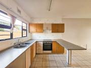 2 Bedroom Apartment in Amanzimtoti