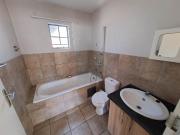 2 Bedroom Apartment in Amberfield