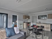 2 Bedroom Apartment in Athlone Park