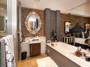 2 Bedroom Flat in Bedford Gardens