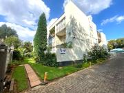 2 Bedroom Apartment in Bedford Gardens