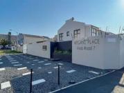 2 Bedroom Apartment in Bloubergrant