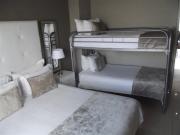 2 Bedroom Apartment in Bloubergstrand