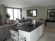 2 Bedroom Apartment in Bloubergstrand