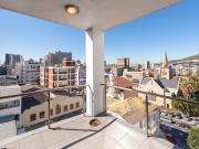 2 Bedroom Apartment in Cape Town City Centre