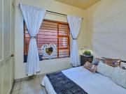 2 Bedroom Apartment in Constantia Kloof