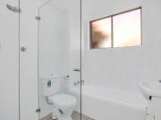 2 Bedroom apartment in fabulous location!